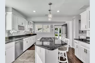 6 Strathmore Rd, Dartmouth, MA 02747 - Photo 21