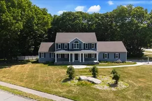 26 Mayflower Dr, Mansfield, MA 02048 - Photo 3