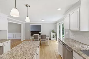 26 Mayflower Dr, Mansfield, MA 02048 - Photo 9
