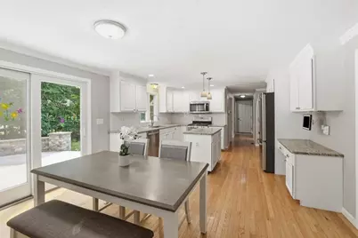 26 Mayflower Dr, Mansfield, MA 02048 - Photo 5