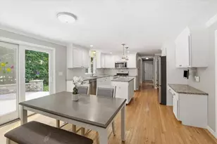 26 Mayflower Dr, Mansfield, MA 02048 - Photo 5