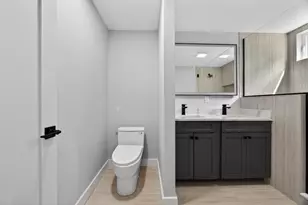 21 Hutchinson St, Winthrop, MA 02152 - Photo 25