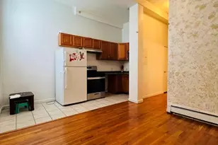 110 Branch St, Lowell, MA 01851 - Photo 9