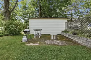 3 Beach St, Westborough, MA 01581 - Photo 31
