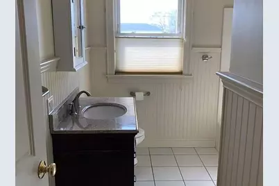 372 Washington St #E, Quincy, MA 02169 - Photo 11