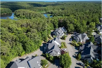 72 Gold Leaf Ln #72, Mashpee, MA 02649 - Photo 3