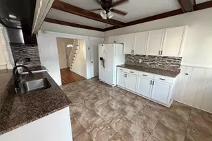 38 C St, Northbridge, MA 01588 - Photo 11