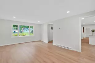 42 Wheeler Dr, Enfield, CT 06082 - Photo 17