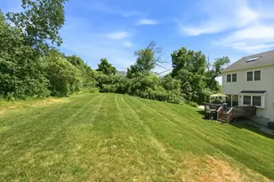 23 Azalea Ln, Grafton, MA 01519 - Photo 9