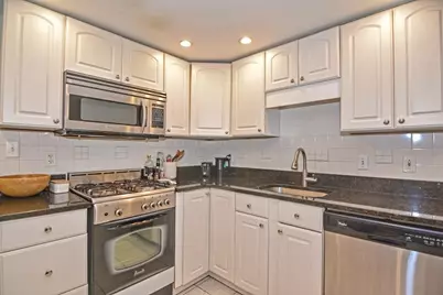 3 Mount Washington Place #1, Boston, MA 02127 - Photo 11