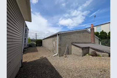 142 W Boylston Dr, Worcester, MA 01606 - Photo 25