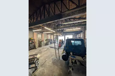 142 W Boylston Dr, Worcester, MA 01606 - Photo 9