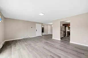 80 Damon Rd, Northampton, MA 01060 - Photo 5