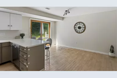 24 Washington St, Methuen, MA 01844 - Photo 7