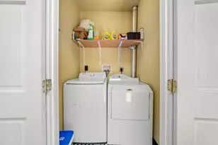 16 Perrin St, Boston, MA 02119 - Photo 21