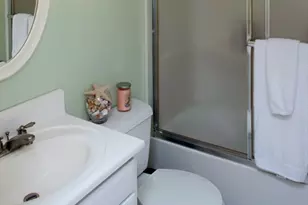 84 Newport Rd, Hull, MA 02045 - Photo 17