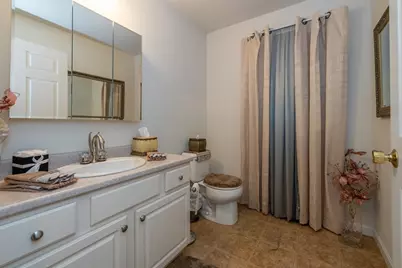 5 Poe Cir, Tyngsborough, MA 01879 - Photo 9