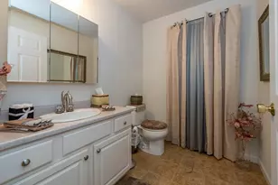 5 Poe Cir, Tyngsborough, MA 01879 - Photo 9