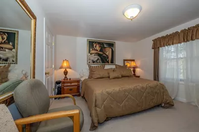 5 Poe Cir, Tyngsborough, MA 01879 - Photo 17