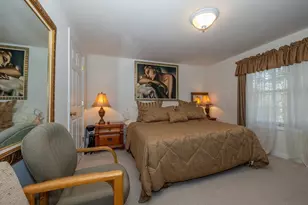 5 Poe Cir, Tyngsborough, MA 01879 - Photo 17