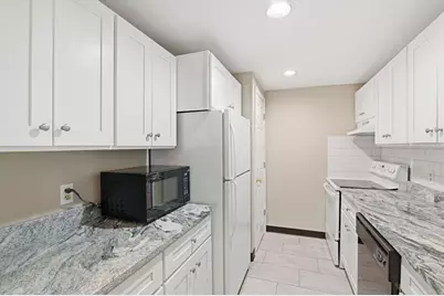 21 Linden St #212, Quincy, MA 02170 - Photo 13