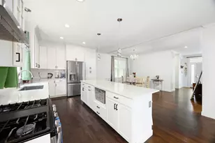 35 Milford St, Medway, MA 02053 - Photo 7