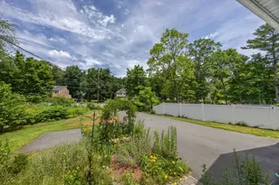 35 Milford St, Medway, MA 02053 - Photo 35