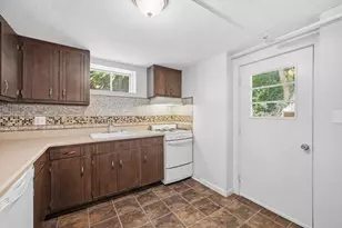 84 Oak St, Winchester, MA 01890 - Photo 25