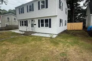 34 Allen St, Chicopee, MA 01020 - Photo 3