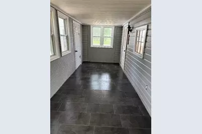 34 Allen St, Chicopee, MA 01020 - Photo 35