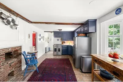 2 Elm St, Boxford, MA 01921 - Photo 5