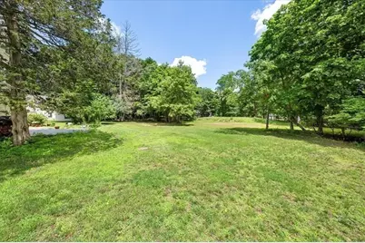 2 Elm St, Boxford, MA 01921 - Photo 3