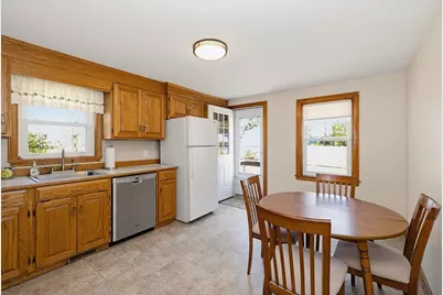 10 Tercentennial Dr, Billerica, MA 01821 - Photo 5