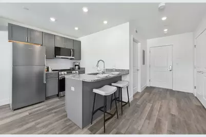 585 Essex St. #PH 514, Lynn, MA 01902 - Photo 3