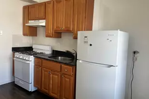 746 Broadway St, Chelsea, MA 02150 - Photo 1