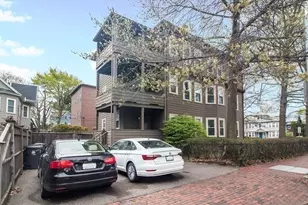 154 Elm St, Cambridge, MA 02140 - Photo 11