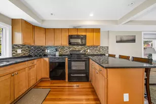 36 Palmer St, Quincy, MA 02169 - Photo 7