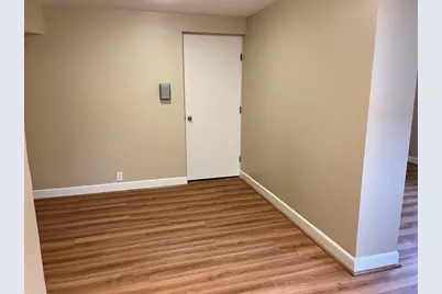 12 Lois #12, Lexington, MA 02420 - Photo 5