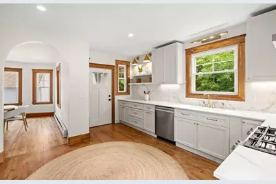 451 Primrose, Haverhill, MA 01830 - Photo 5