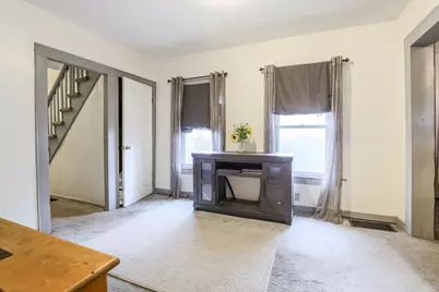 35 Essex St, Athol, MA 01331 - Photo 7
