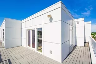 18 Cliveden, Quincy, MA 02169 - Photo 5