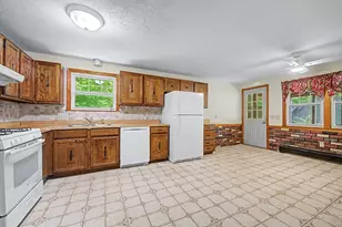 270 Wood St, Hopkinton, MA 01748 - Photo 3