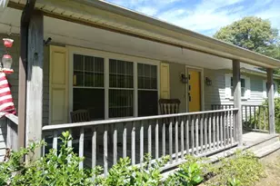 21 Beech Bluff Rd, Freetown, MA 02717 - Photo 3