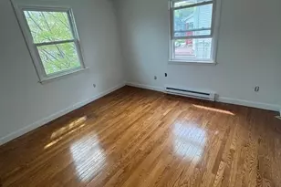33-35 Hitchcock St, Holyoke, MA 01040 - Photo 11