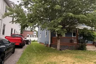 33-35 Hitchcock St, Holyoke, MA 01040 - Photo 3