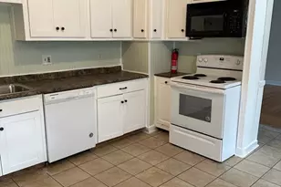 222 Clarendon St, Fitchburg, MA 01420 - Photo 3