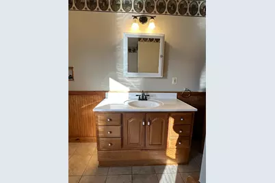 222 Clarendon Street #_, Fitchburg, MA 01420 - Photo 11