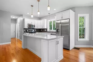 126 Yew St, Douglas, MA 01516 - Photo 11