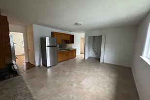 33-35 Hitchcock St, Holyoke, MA 01040 - Photo 15