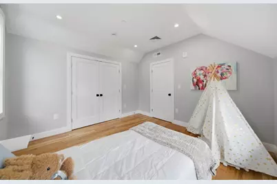 174 Walnut Street, Somerville, MA 02145 - Photo 7